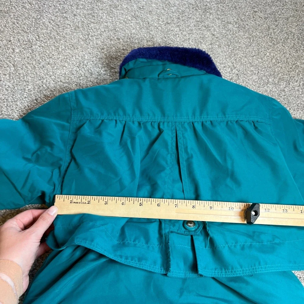 Vintage brand unbranded